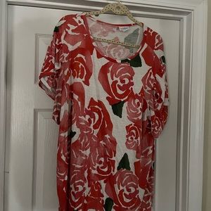Womens LuLaRoe blouse